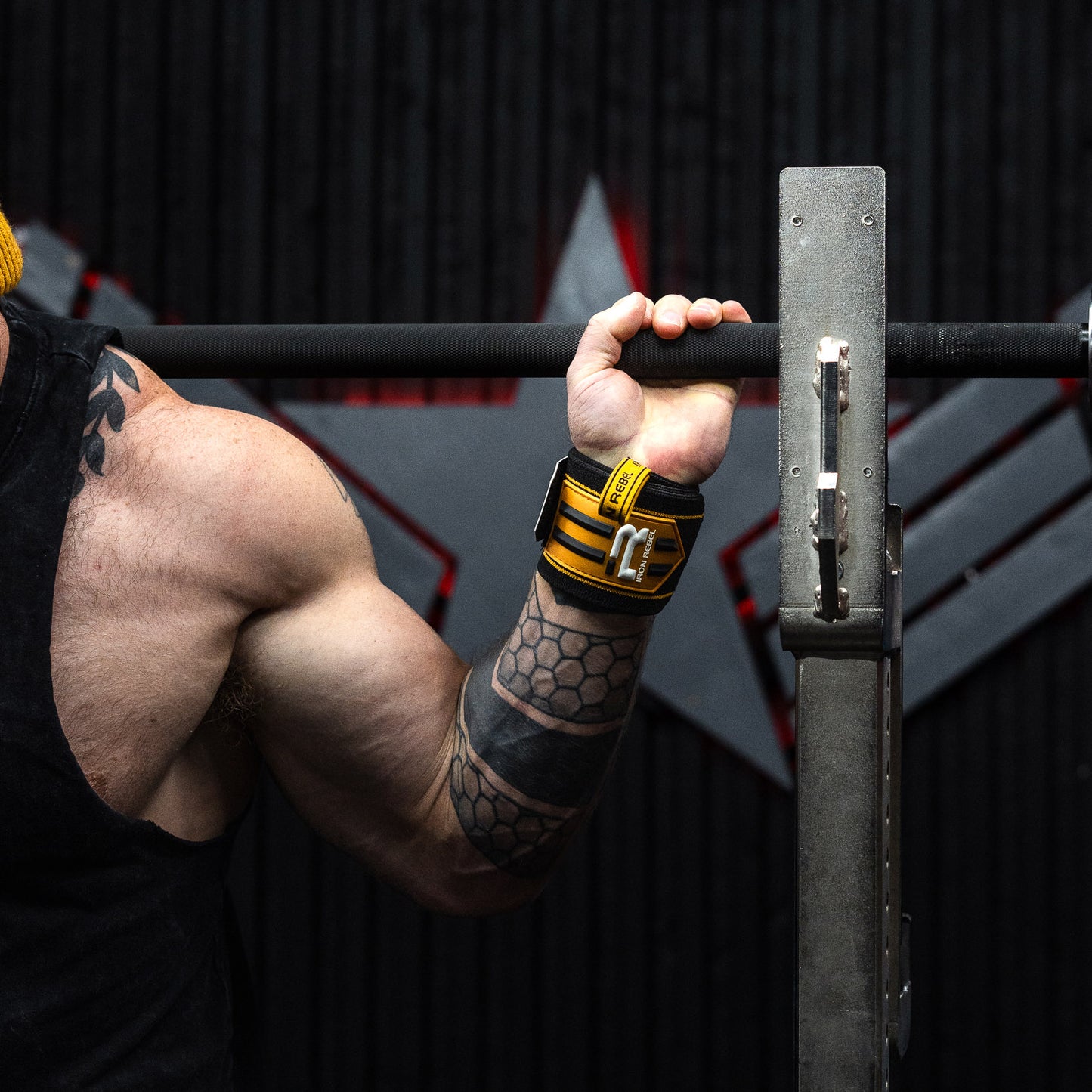 Apex Wrist Wraps (Black/Gold)