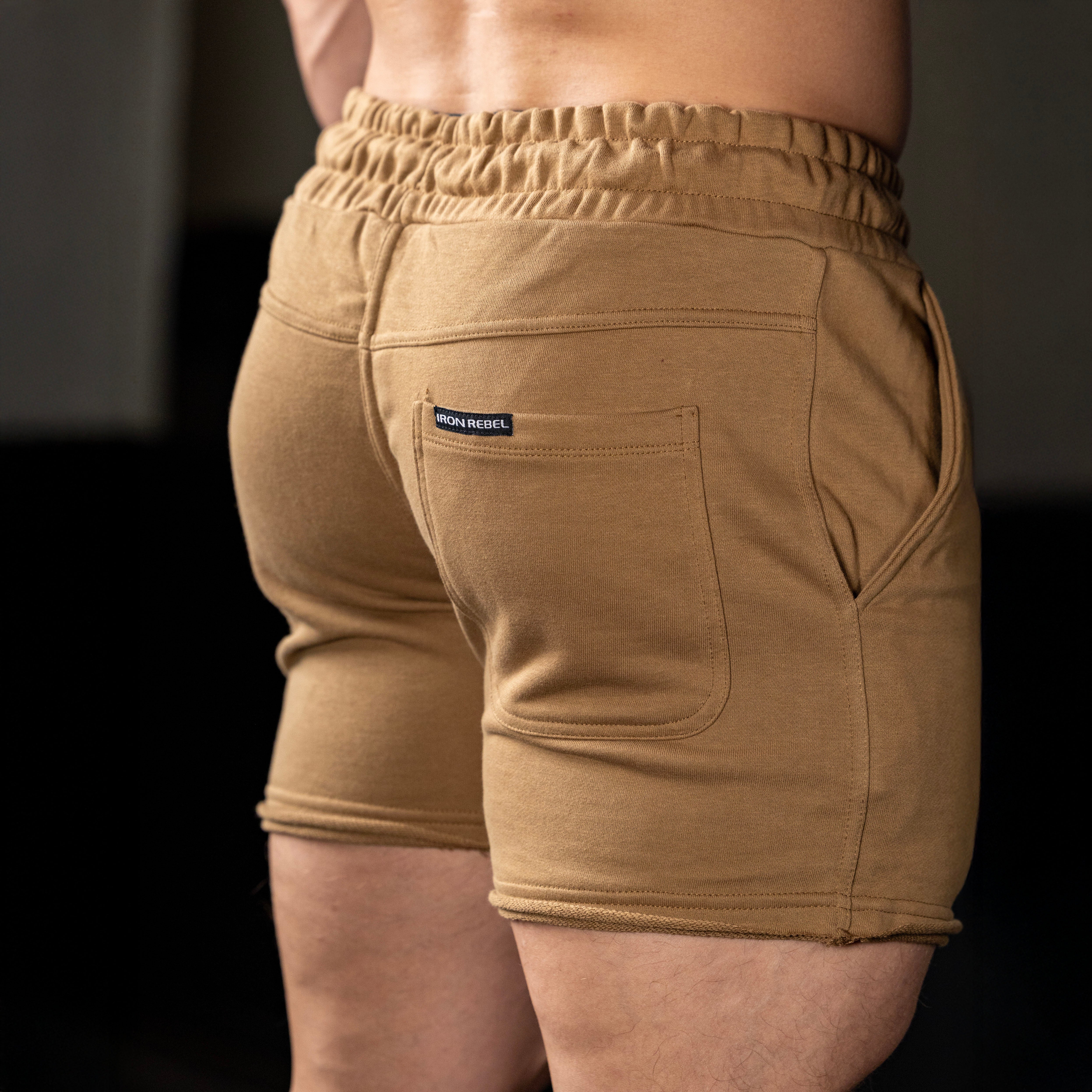 Adapt Short (Camel)
