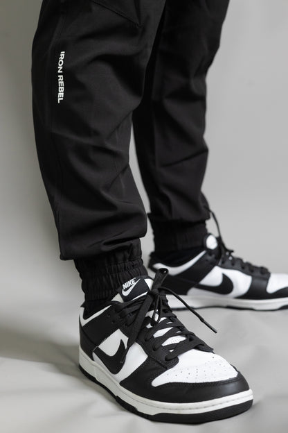 IR Tech Jogger (Black)