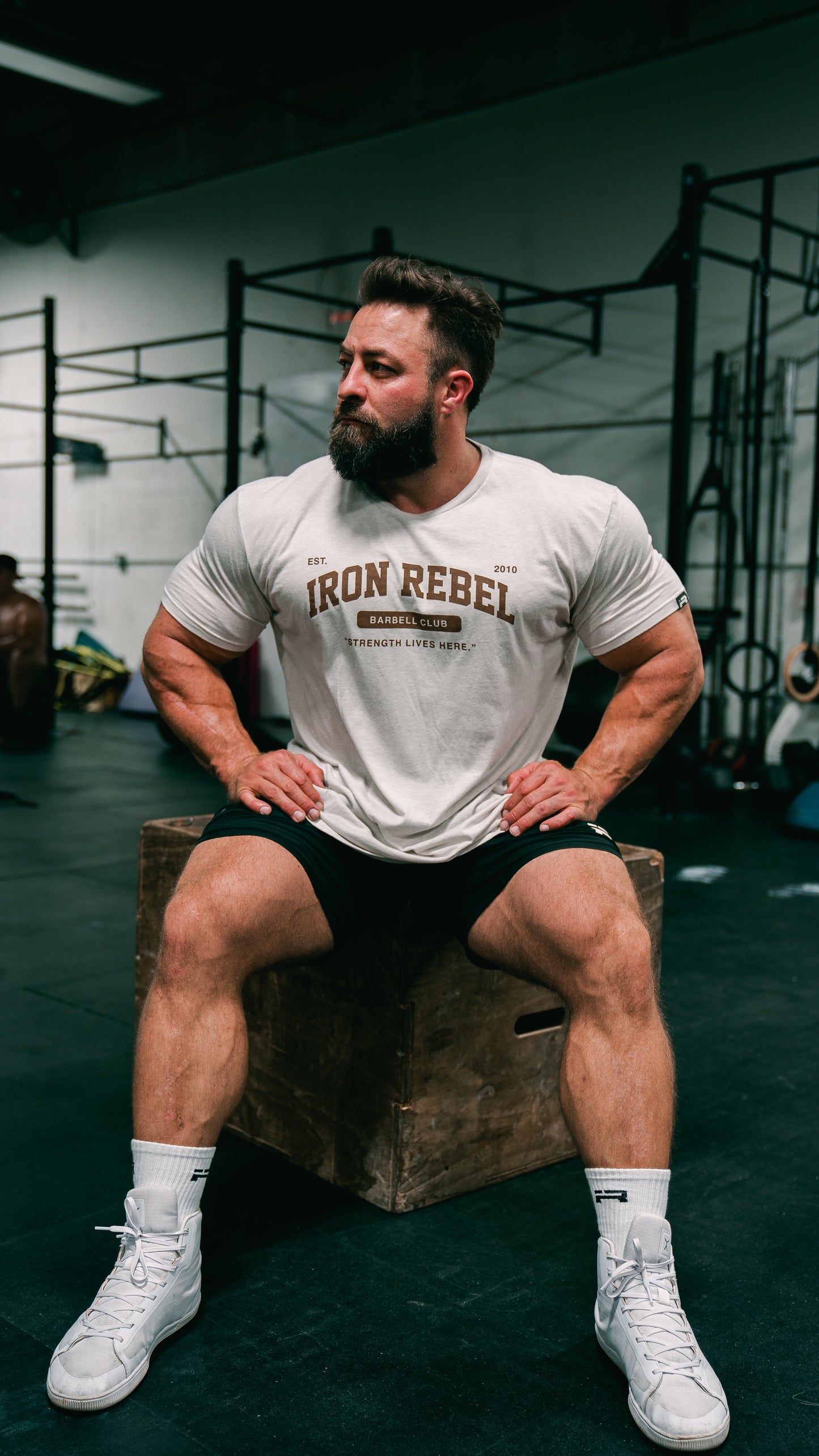 Barbell Club Tee (Khaki)